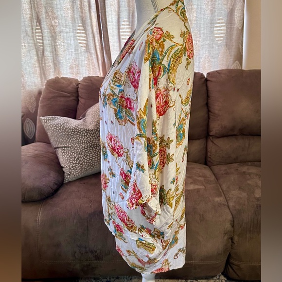 Boho Paisley Kimono - Picture 5 of 10